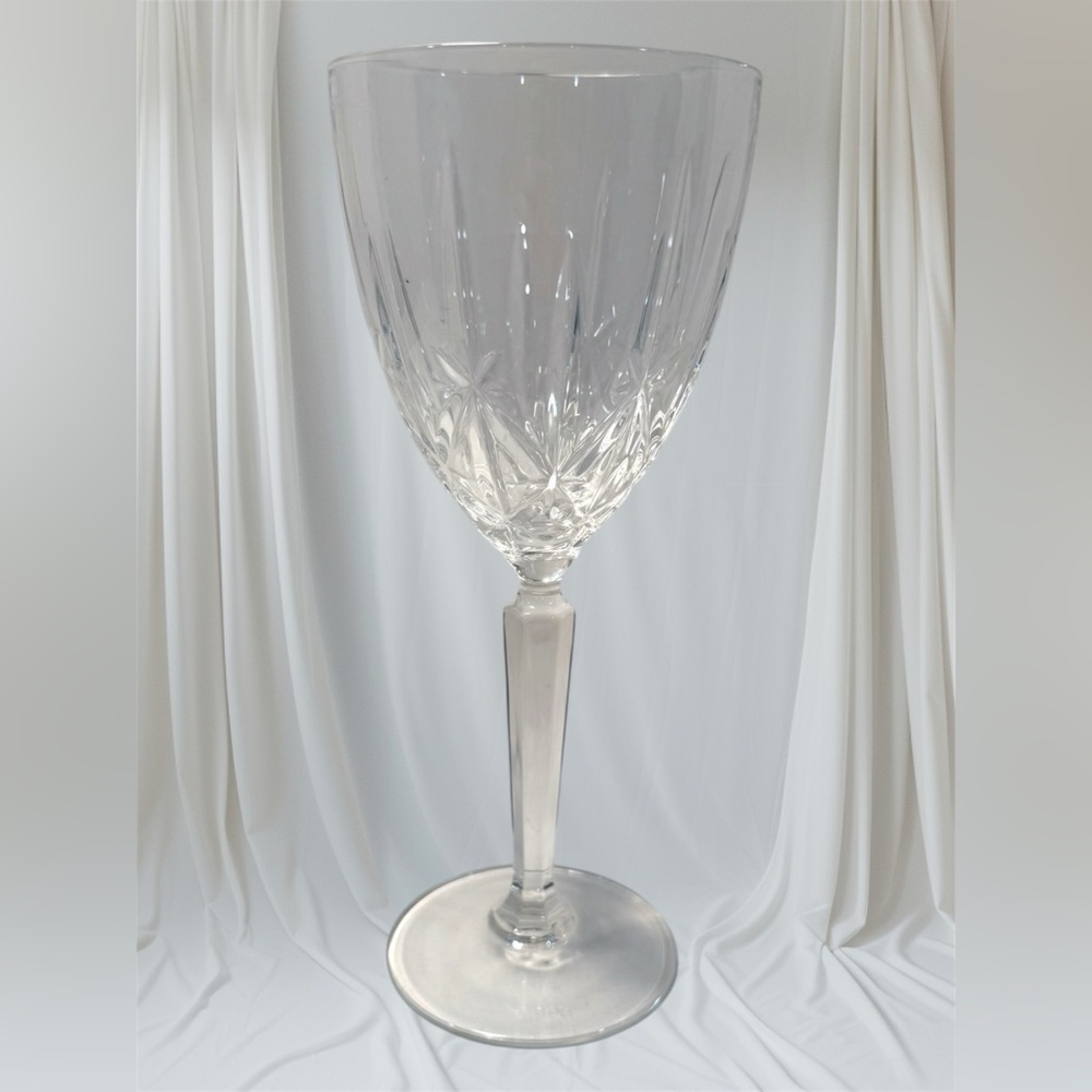 Marquis by Waterford ‘Sparkle’ Pattern Wine Glass / Water Goblet